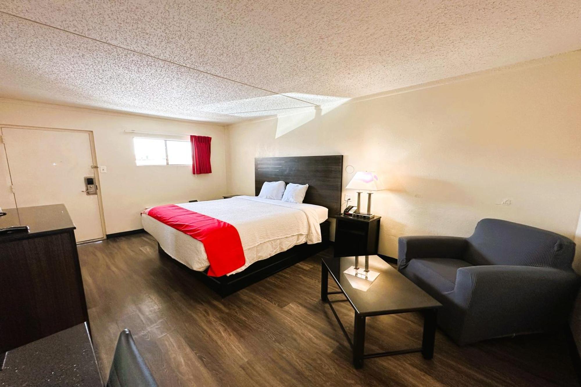 Oyo Hotel San Antonio Lackland Afb Seaworld Hwy 90 W المظهر الخارجي الصورة
