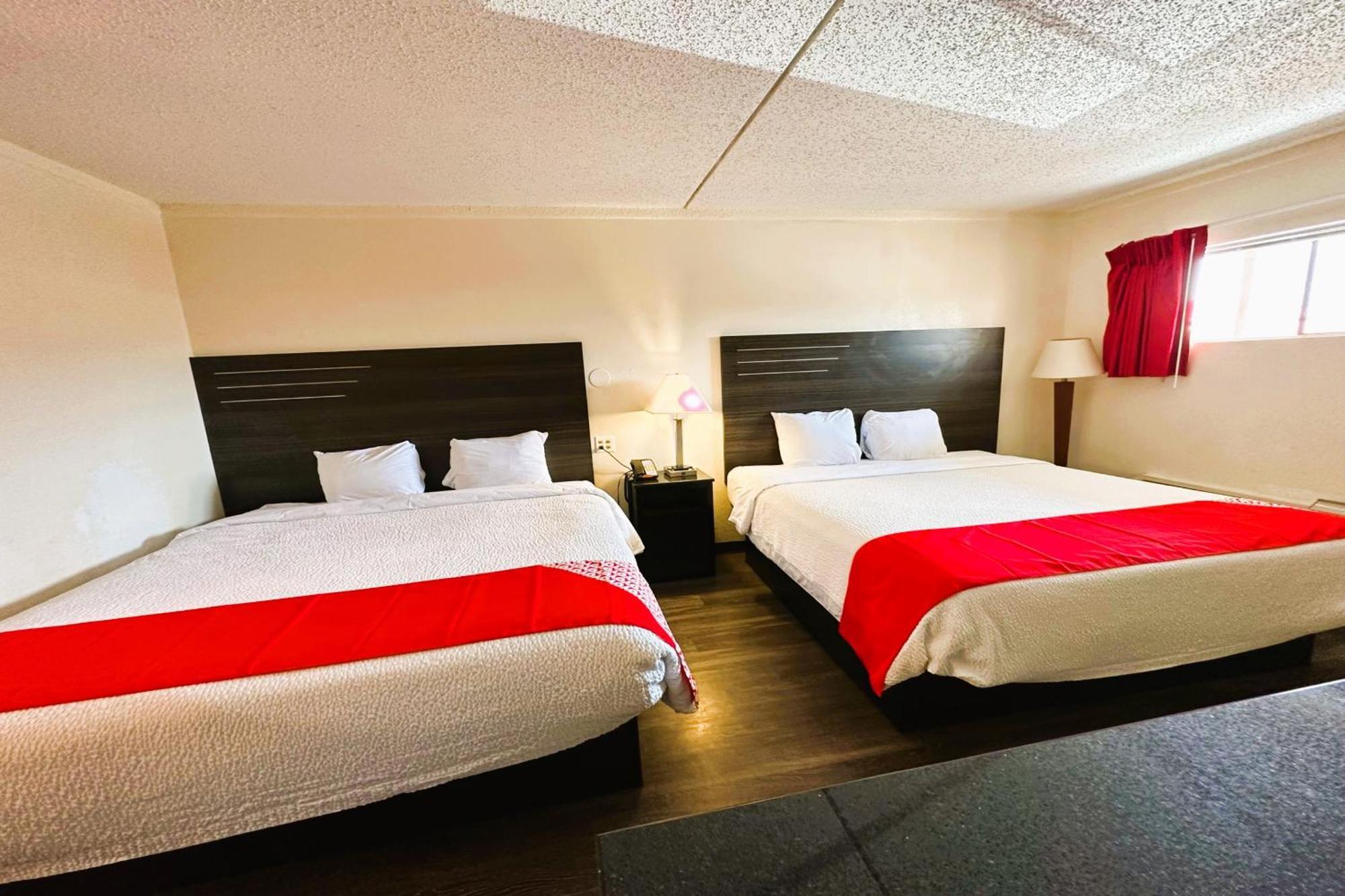 Oyo Hotel San Antonio Lackland Afb Seaworld Hwy 90 W المظهر الخارجي الصورة